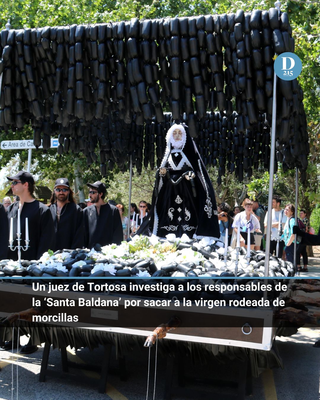 Un juez de Tortosa investiga a los responsables de la ‘Santa Baldana’ por sacar a la virgen rodeada de morcillas