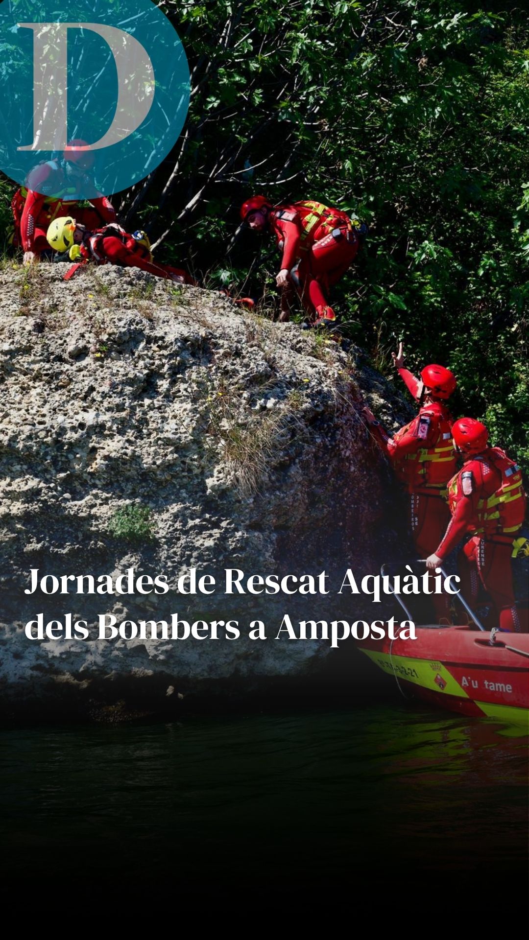 Rescats al límit: els bombers posen a prova a Amposta les tècniques de salvament en el medi aquàtic